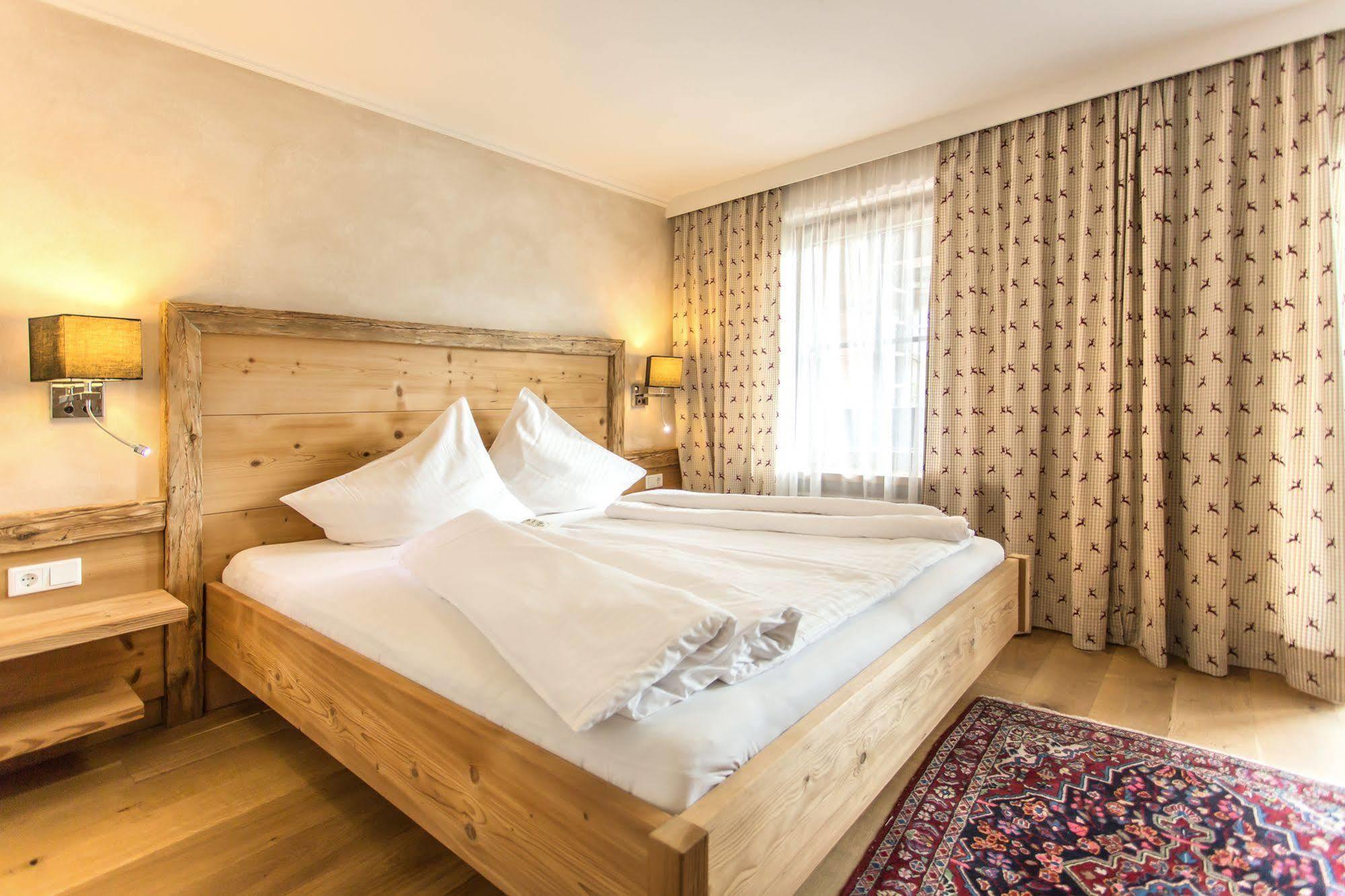 Familien- Und Vitalhotel Muehlpointhof Lofer Exteriör bild