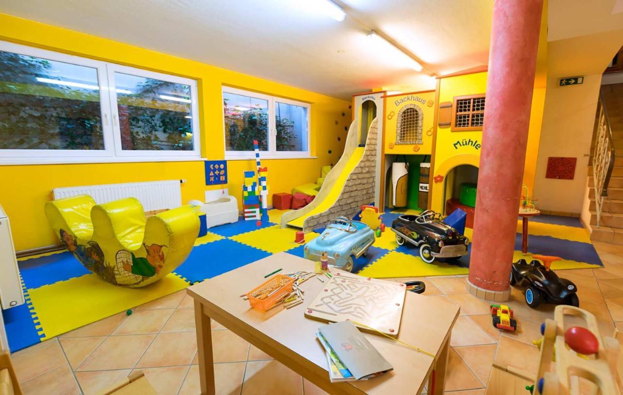 Familien- Und Vitalhotel Muehlpointhof Lofer Exteriör bild